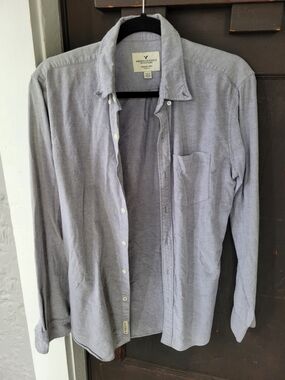 American Eagle Outfitters Light Gray/blue Super Soft Button Down Shirt Small